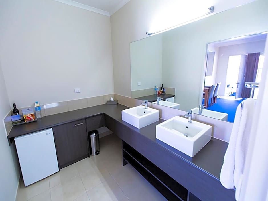 Quality Inn Colonial