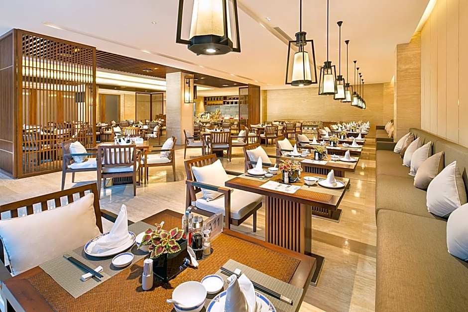 Wyndham Grand Plaza Royale Wenchang