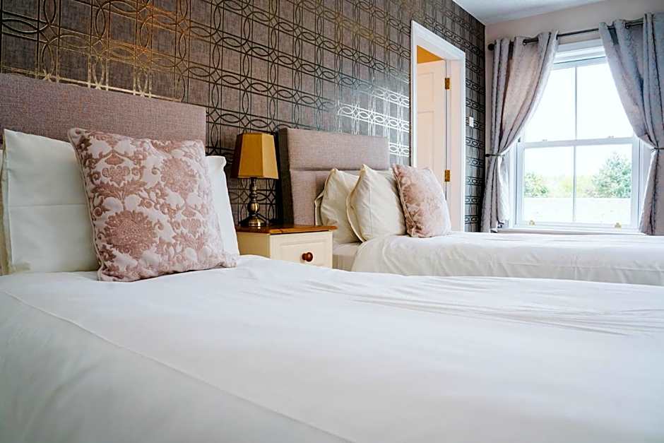 Plougastel House B&B