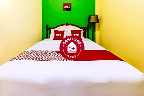 OYO 2165 Alyah Guest House Syariah