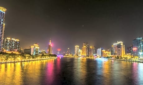 Square Garden Yuexiu Time Apartment