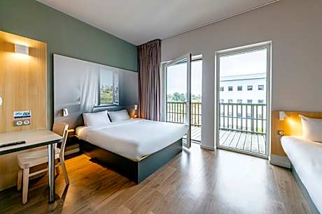 Quadruple Room