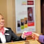 Mercure Livingston Hotel