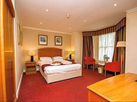 Dj Suites The Element