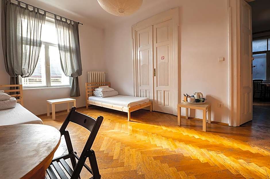 Trzy Kafki Private Rooms