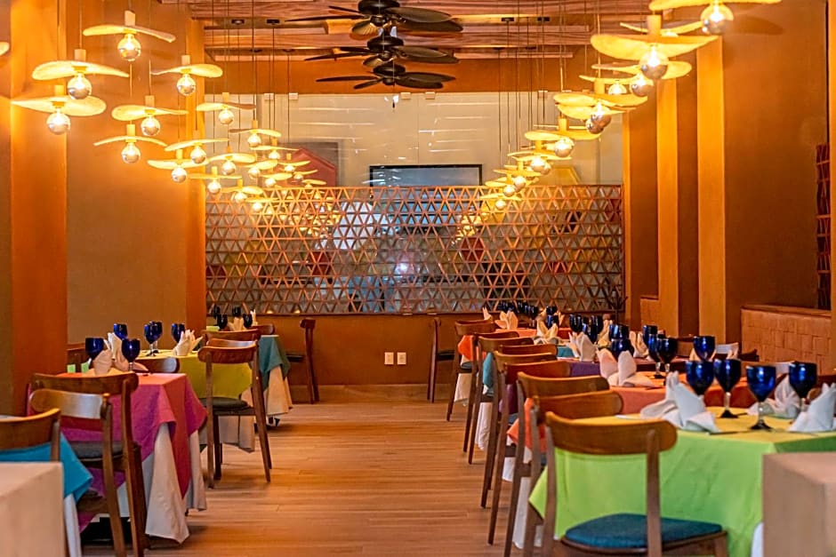 Park Royal Huatulco-All Inclusive