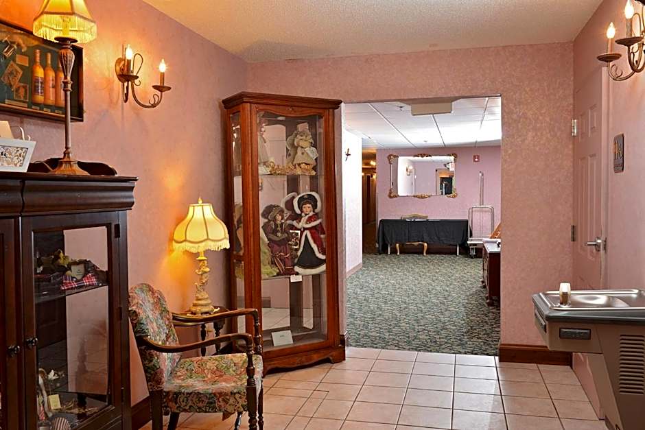 OurGuest Inn & Suites Downtown Port Clinton