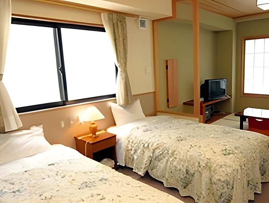 Ryokan Hakura