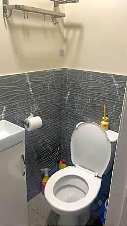 Studio with private shower and toilet