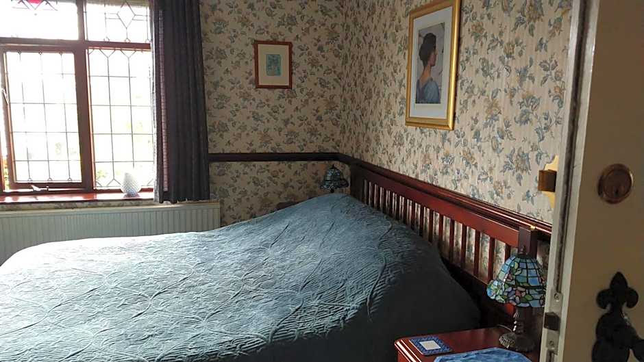 Hollingworth Lake Guest House Room Only Accommodation