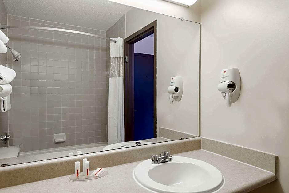 Ramada by Wyndham Watertown/Thousand Islands NY