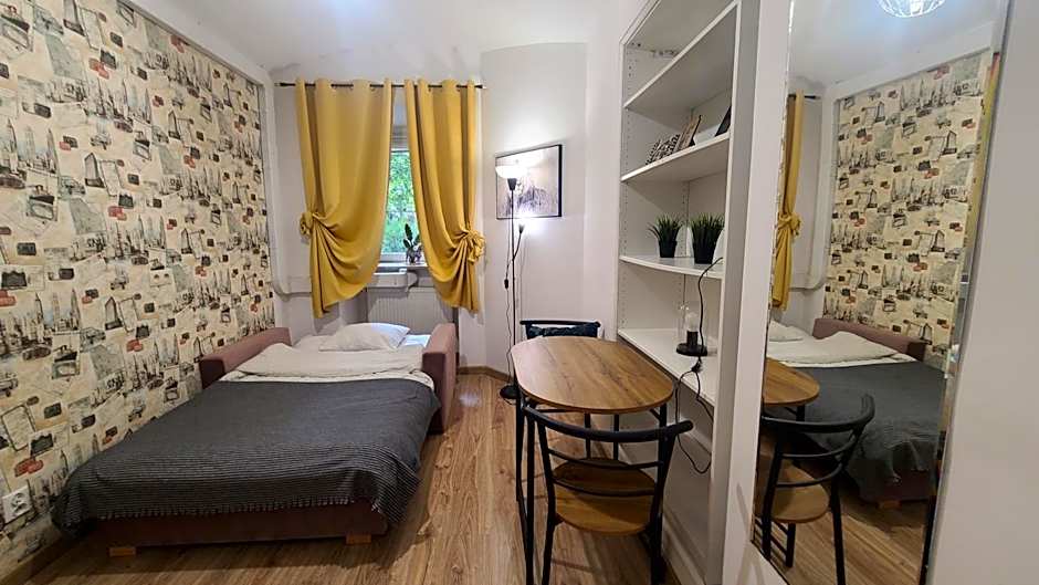 Lorf Hostel&Apartments