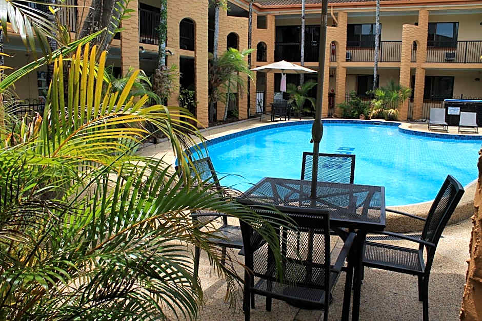 Oasis Inn Apartments