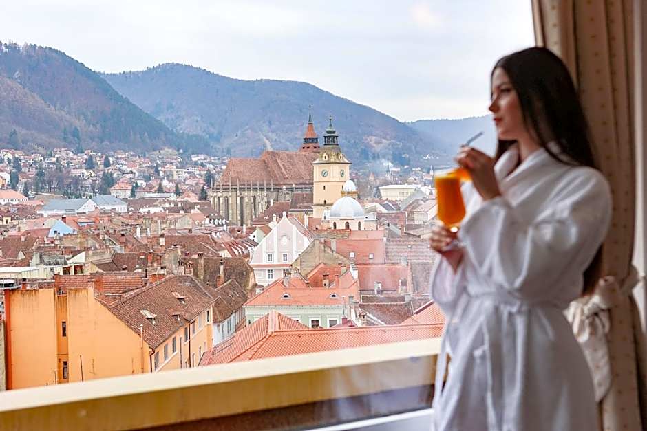 Hotel Aro Palace