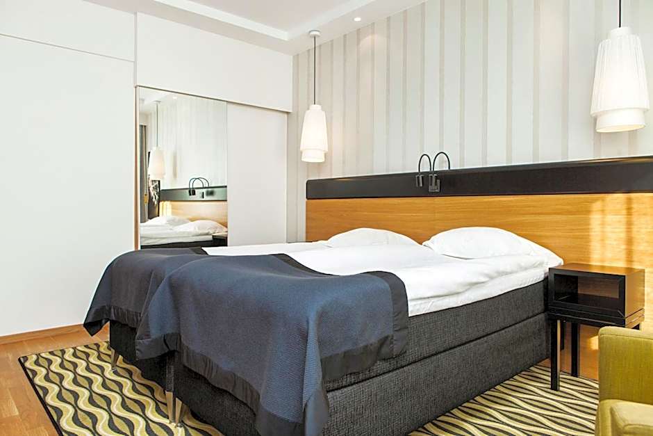 Elite Hotel Marina Plaza