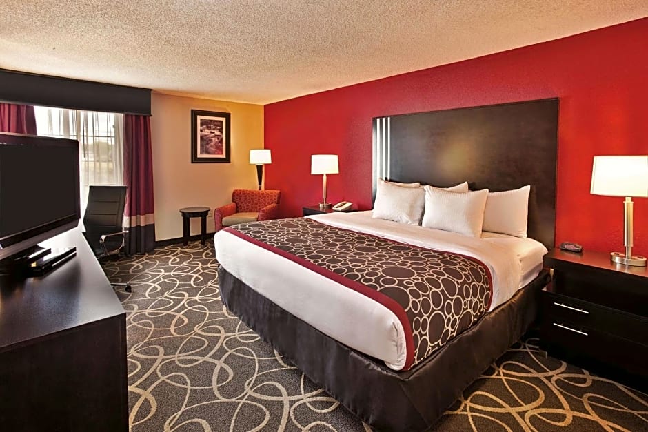 La Quinta Inn & Suites/New River Gorge National Park