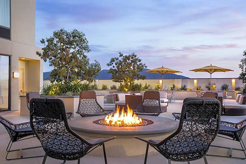 SpringHill Suites by Marriott Los Angeles Burbank/Downtown