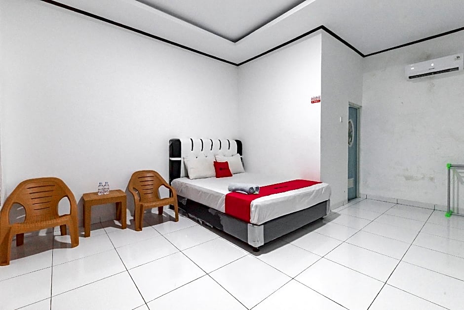 RedDoorz @ Geopark Ciletuh Sukabumi