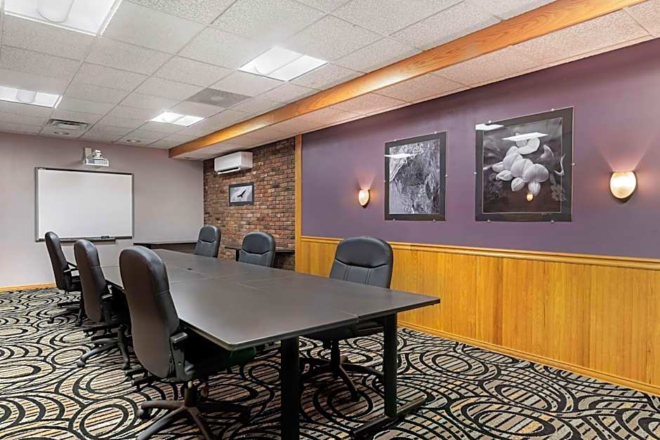 Best Western Plus Plattsburgh