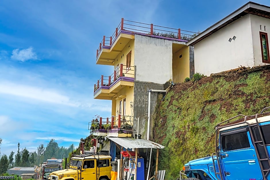 OYO Life  92499 Bagas Homestay Wonokitri