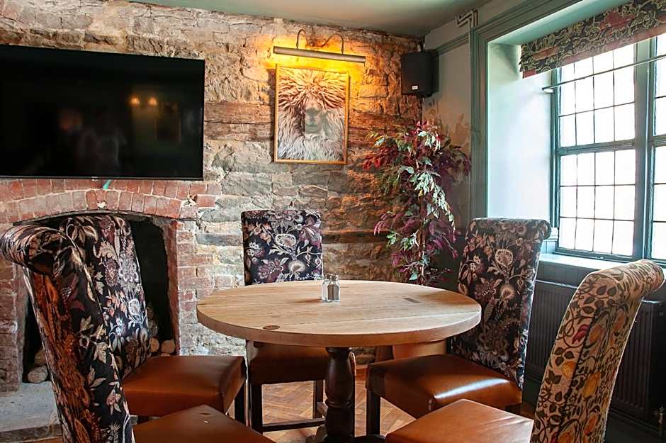 George Inn, Mere