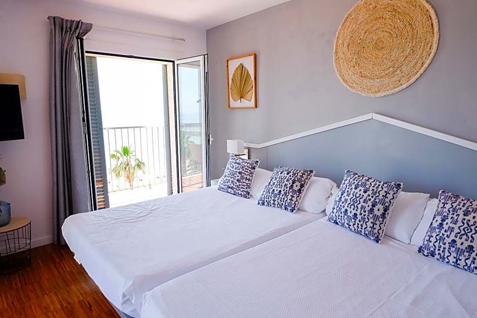 Foto 1 de 9 de Superior 1 Double Bed or 2 Beds, Sea View