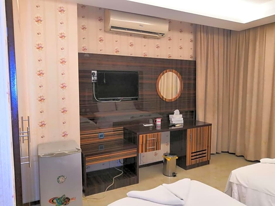 BURJ NAHAR HOTEL L.L.C