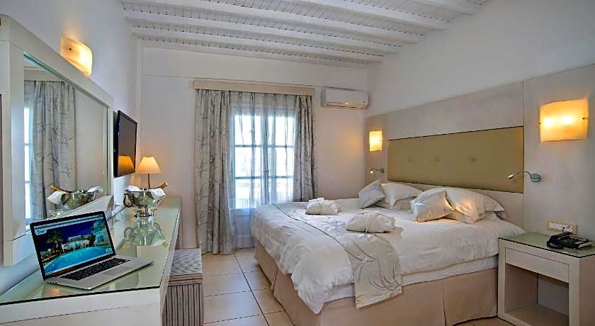 Dionysos Hotel