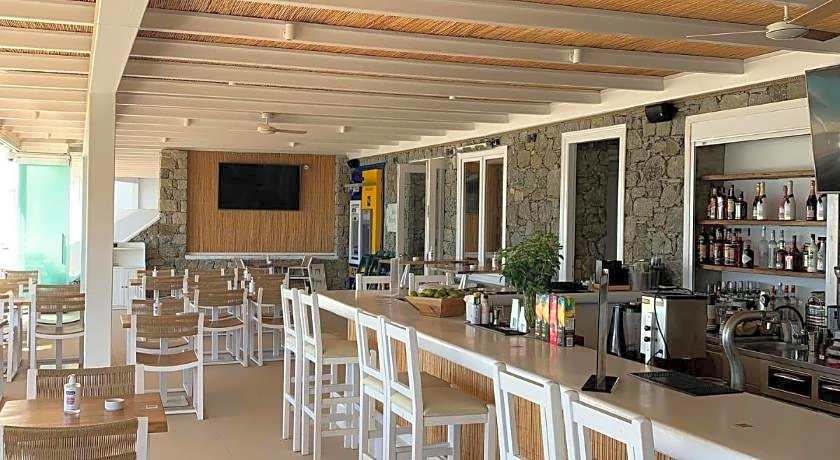 Acrogiali Hotel