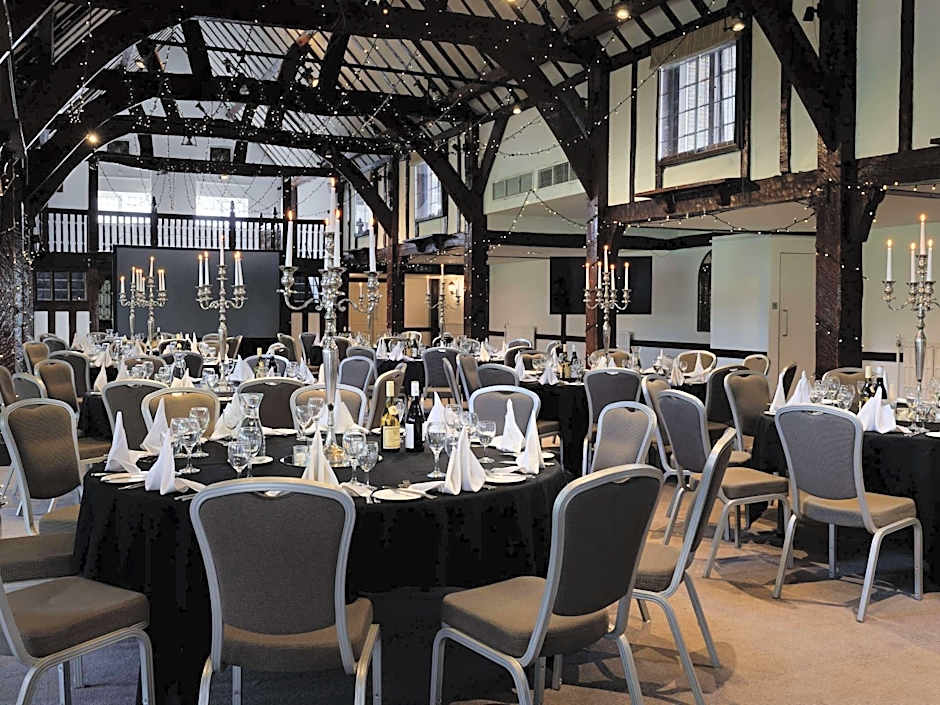 Sunday Box Hill Burford Bridge Hotel