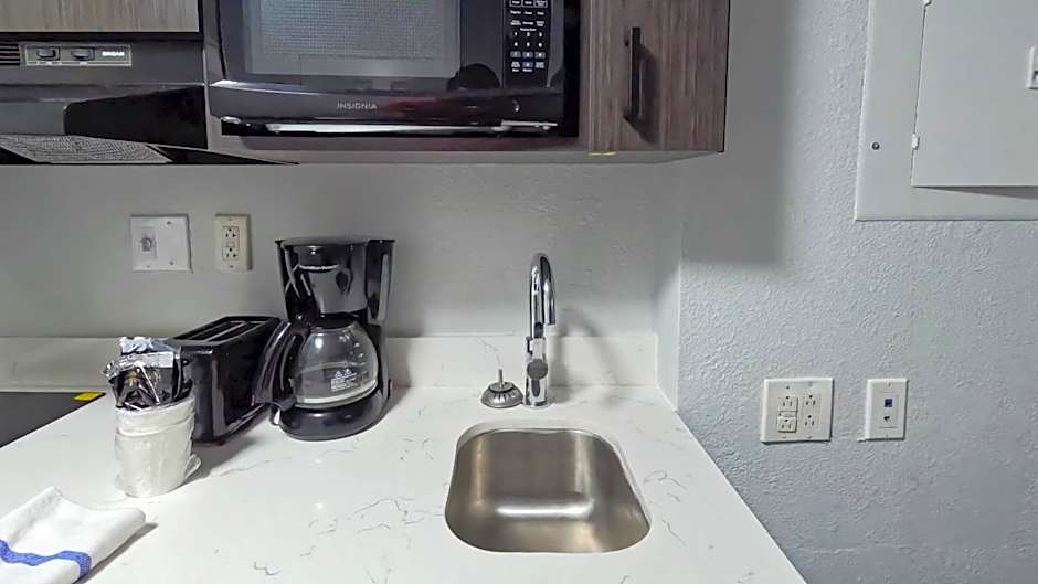 Studio 6-Brownsville, TX