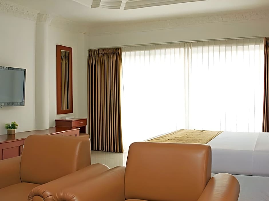 Grand Paradise Hotel Lembang