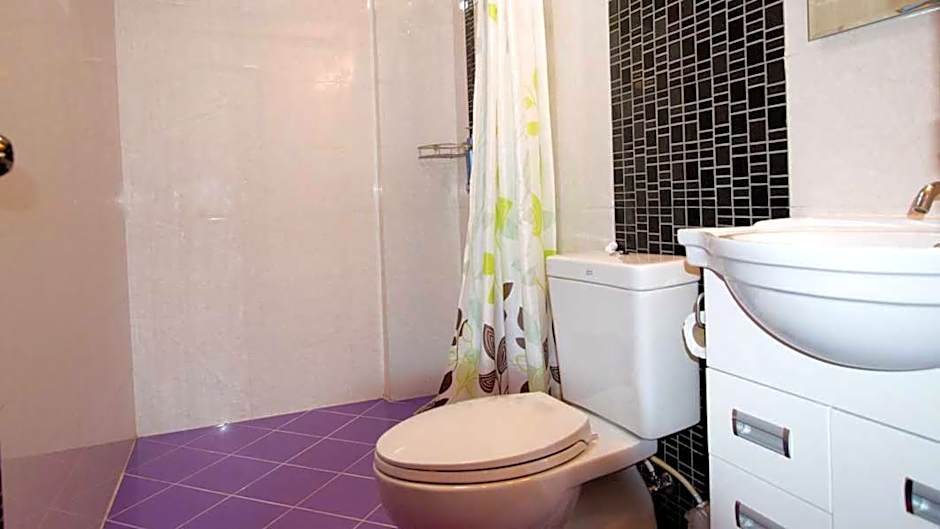 Bluebird Inn Pattaya