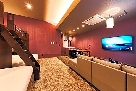 Family Room for 5