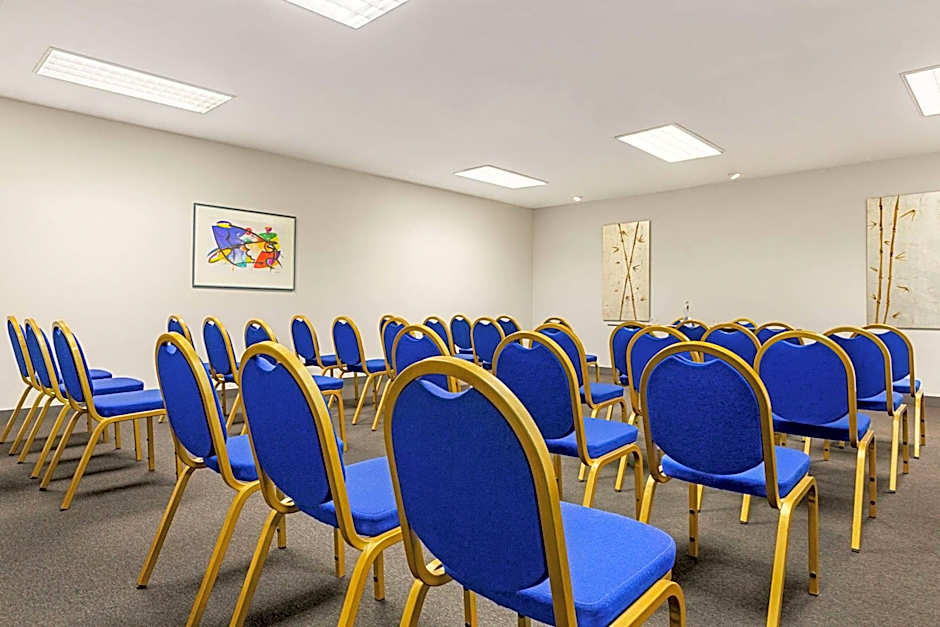 Ramada by Wyndham Madrid Tres Cantos