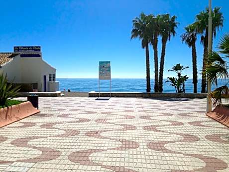 Apartamento 1a linea playa com piscina Almuñécar