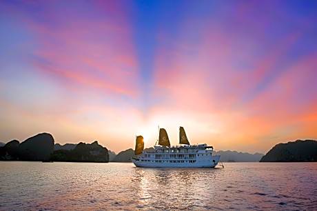 Hera Grand Luxury Cruise