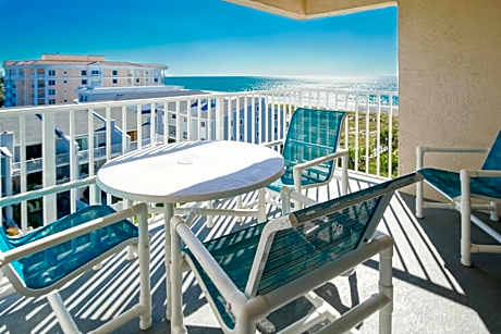 Sand Pebble Resort