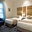 Platinum Alkhamseen Serviced Apartments