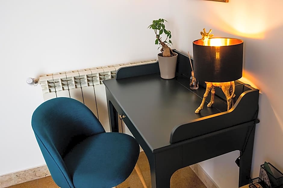 AUSA suites