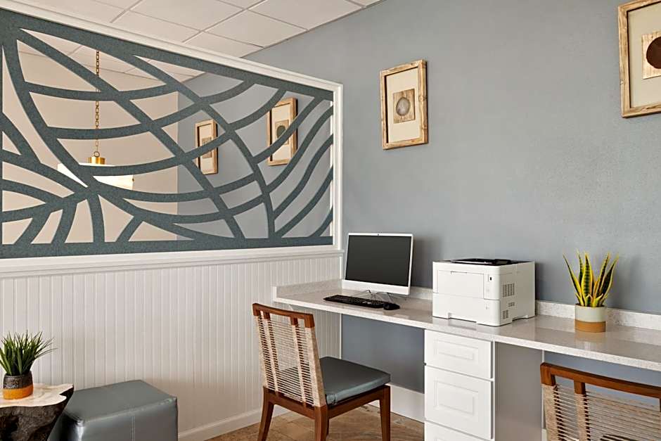 Radisson Beachfront Hotel - Panama City Beach