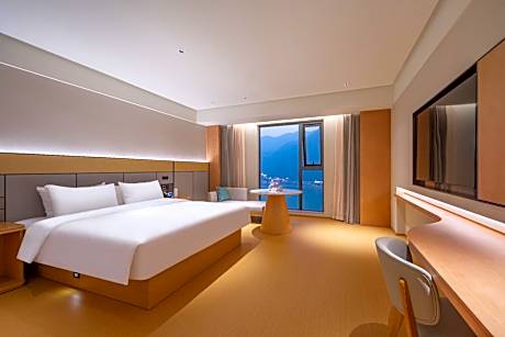 Ji Hotel Chongqing Wushan Municipal Government Plaza