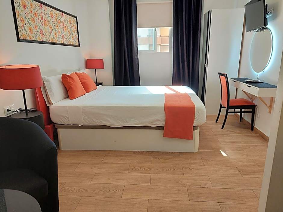 Apartamentos Rous - Solo adultos