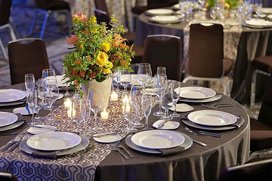 Hotel MdR Marina Del Rey- A DoubleTree By Hilton