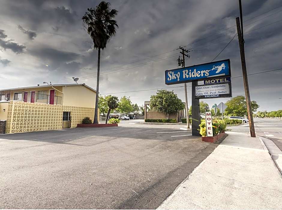 Sky Riders Motel