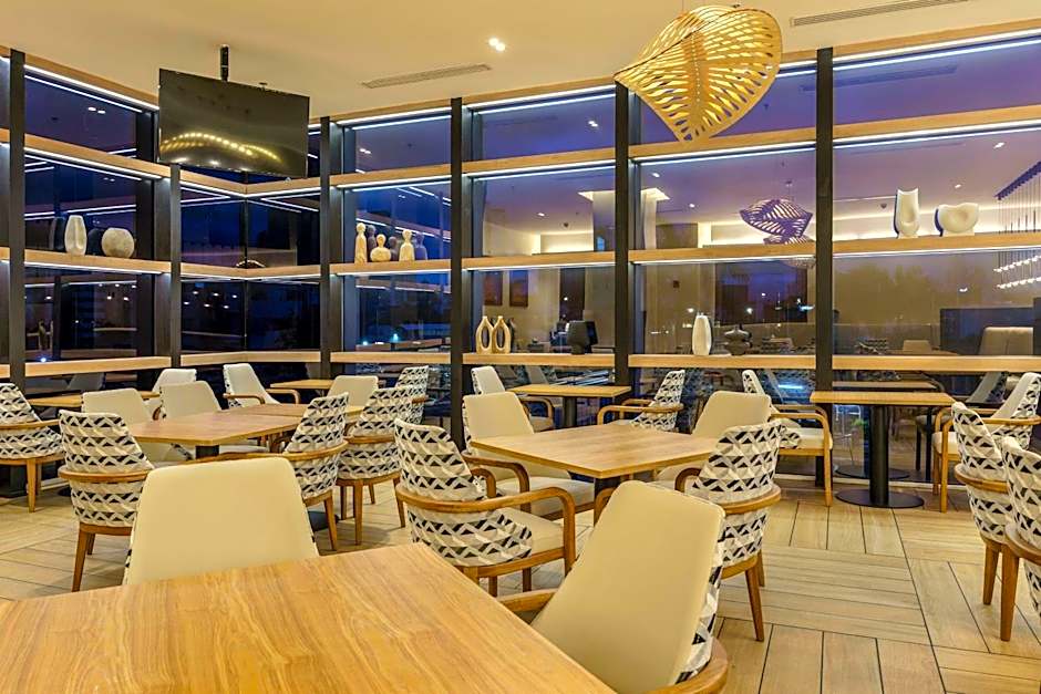 Courtyard by Marriott Panama Multiplaza Mall