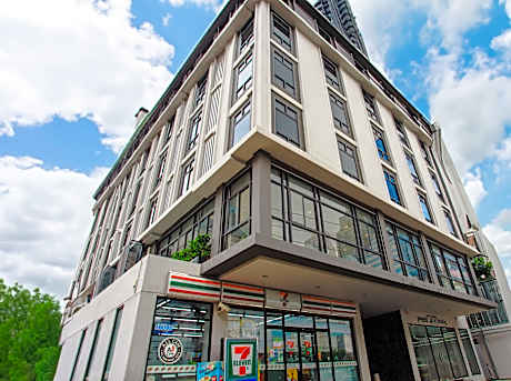 SAM E Hotel Bangkok Sathorn