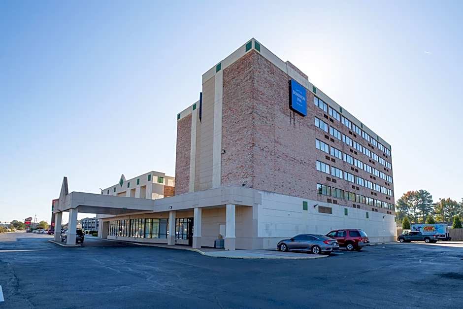 Dominion Inn and Suites