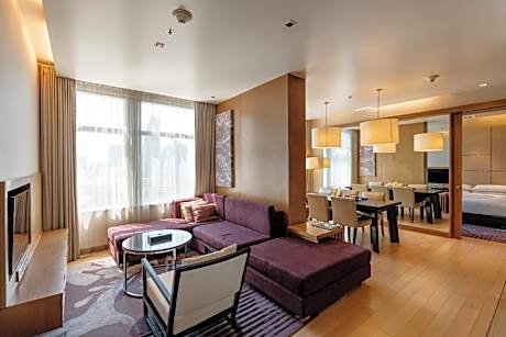 Two-Bedroom Apartment City View