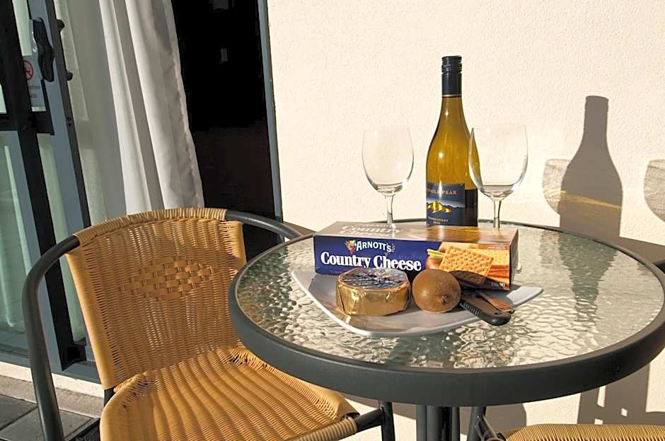 Bella Vista Fox Glacier Motel